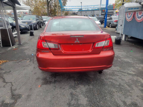 2011 Mitsubishi Galant FE