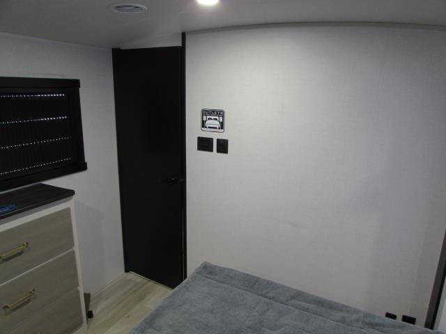 2025 Forest River F320 VIEW