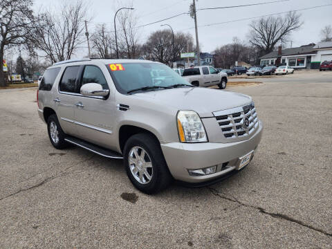 2007 Cadillac Escalade for sale at RPM Motor Company in Waterloo IA