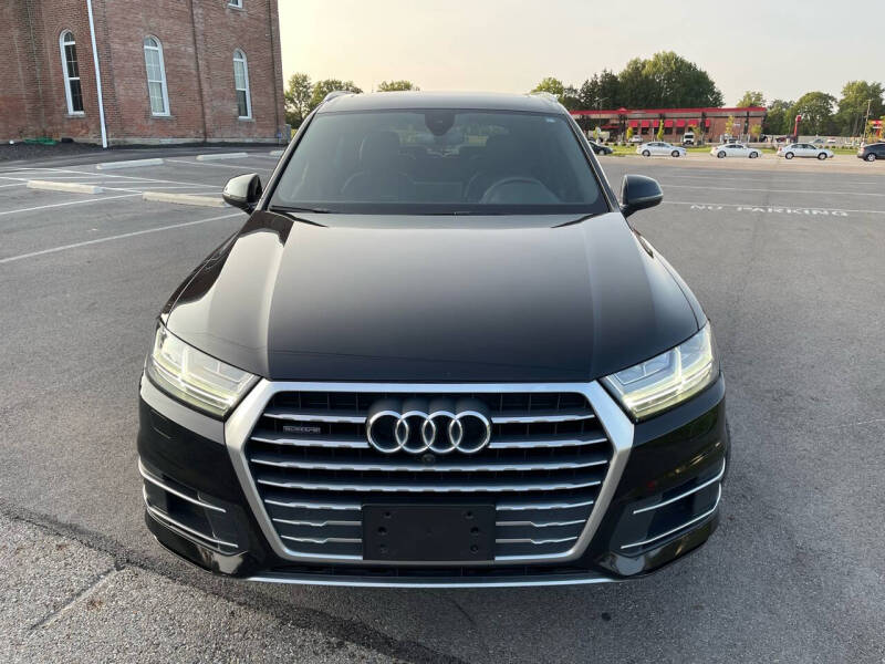 Used 2019 Audi Q7 Premium Plus with VIN WA1LHAF71KD019193 for sale in Etna, OH