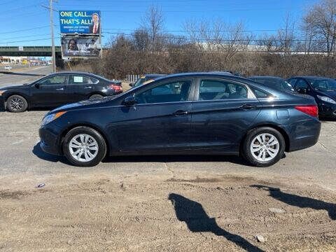 2011 Hyundai Sonata for sale at One Way Auto Exchange in Milwaukee WI
