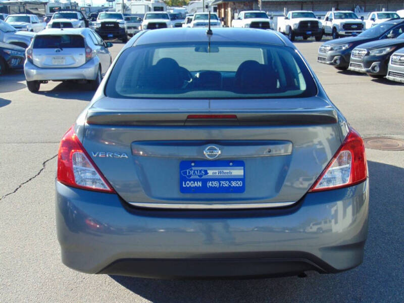 2018 Nissan Versa