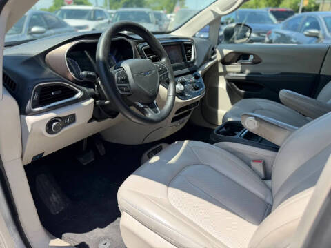 2021 Chrysler Voyager LXi