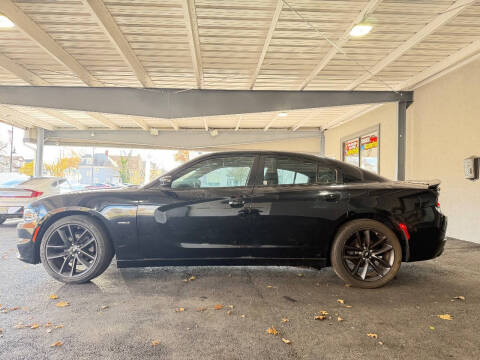 2019 Dodge Charger SXT