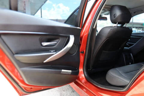 2018 BMW 3 Series 320i