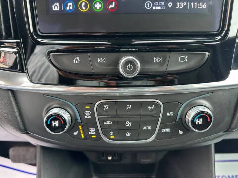 2022 Chevrolet Traverse LT Cloth
