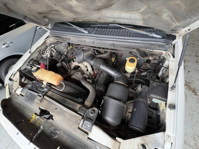 2004 Ford Excursion Eddie Bauer