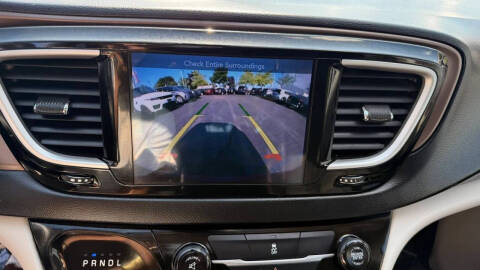 2017 Chrysler Pacifica Touring