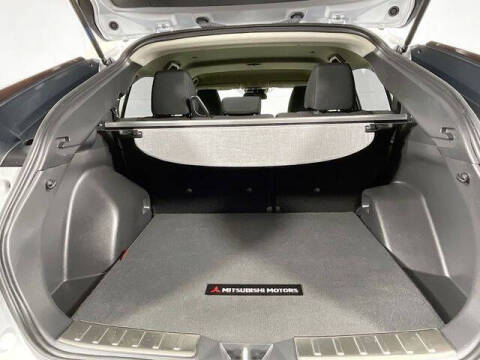 2024 Mitsubishi Eclipse Cross LE