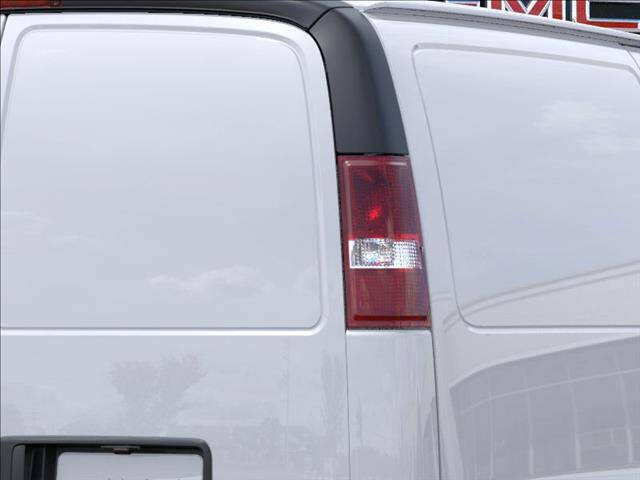 2025 GMC Savana 2500