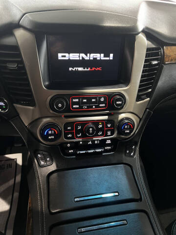 2016 GMC Yukon Denali