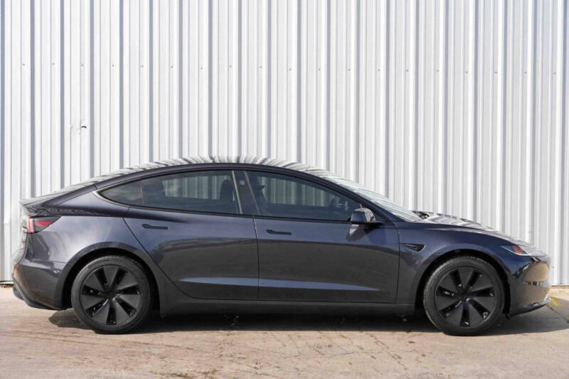 2025 Tesla Model 3 Long Range