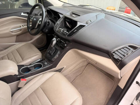 2016 Ford Escape Titanium