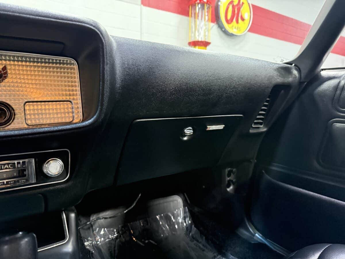 1974 Pontiac Trans Am 37
