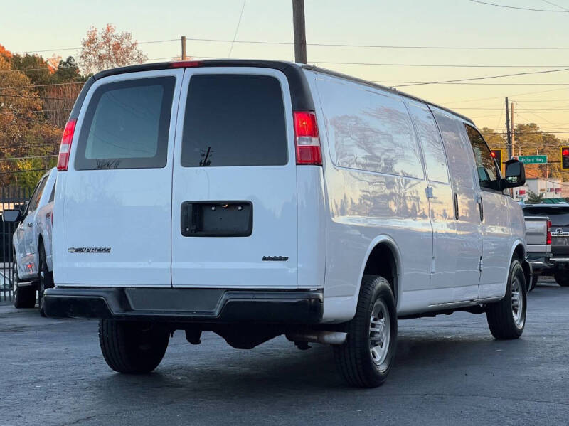 2020 Chevrolet Express 2500