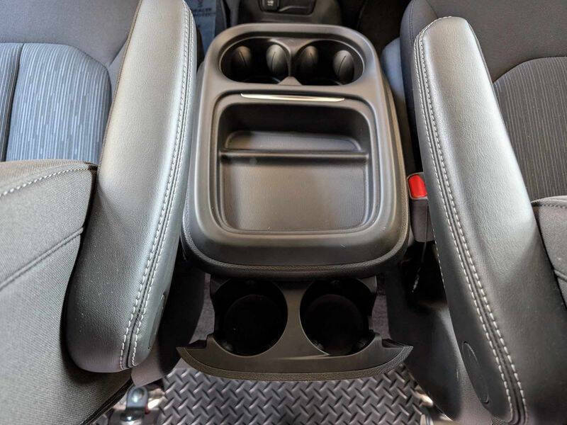 2024 Chrysler Pacifica Touring