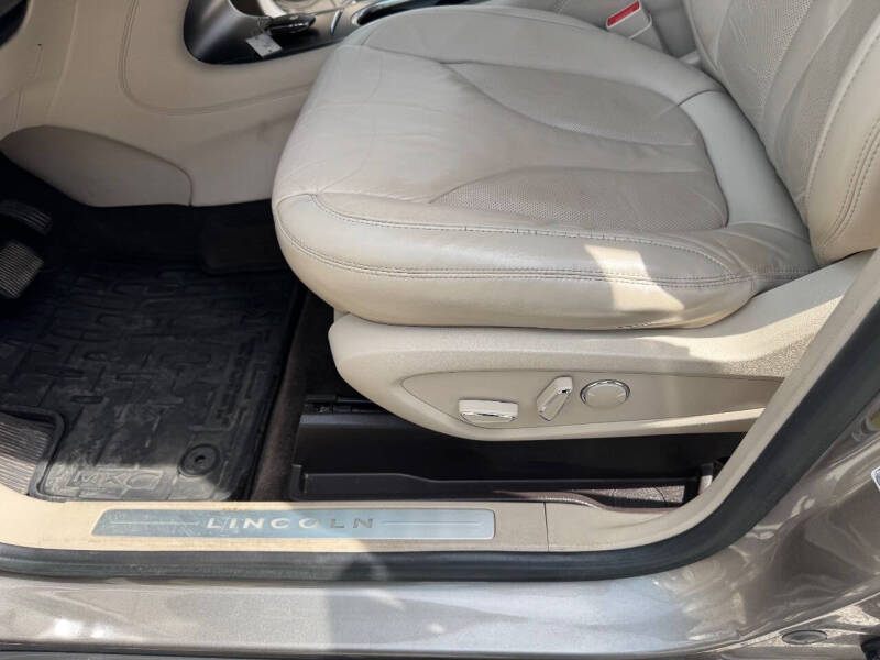 2017 Lincoln MKC Select