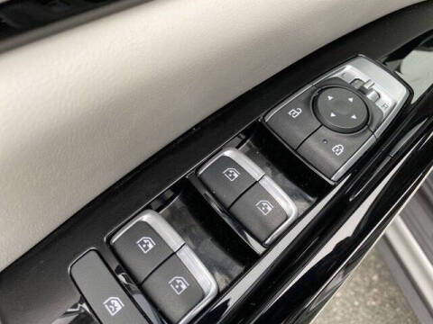 2022 Kia Carnival EX