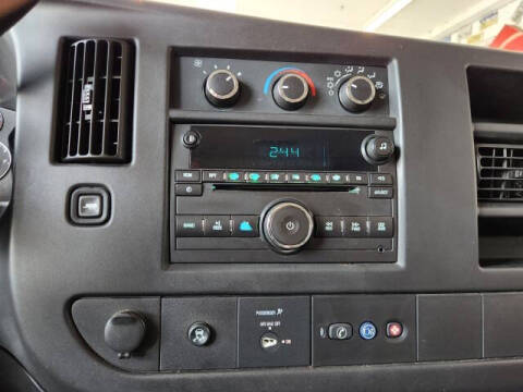 2011 Chevrolet Express LT 2500