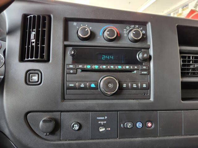2011 Chevrolet Express LT 2500