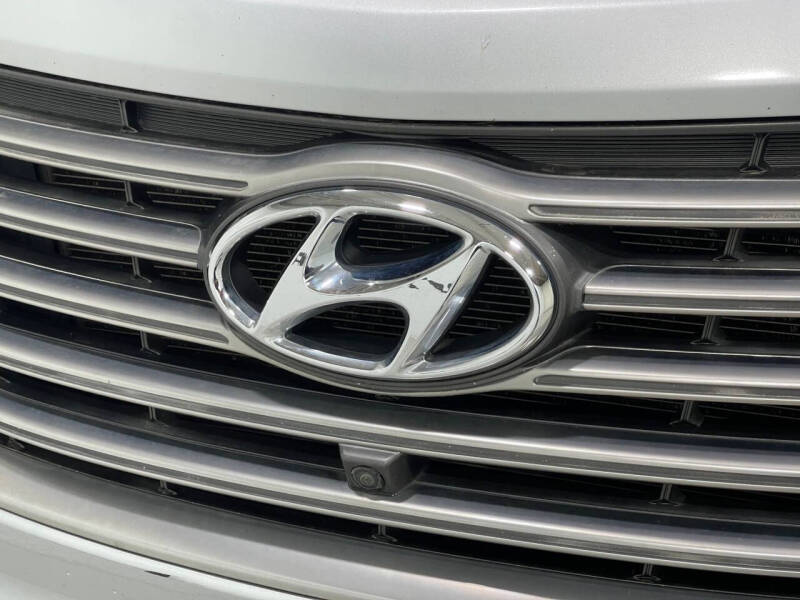 2017 Hyundai Santa Fe SE Ultimate