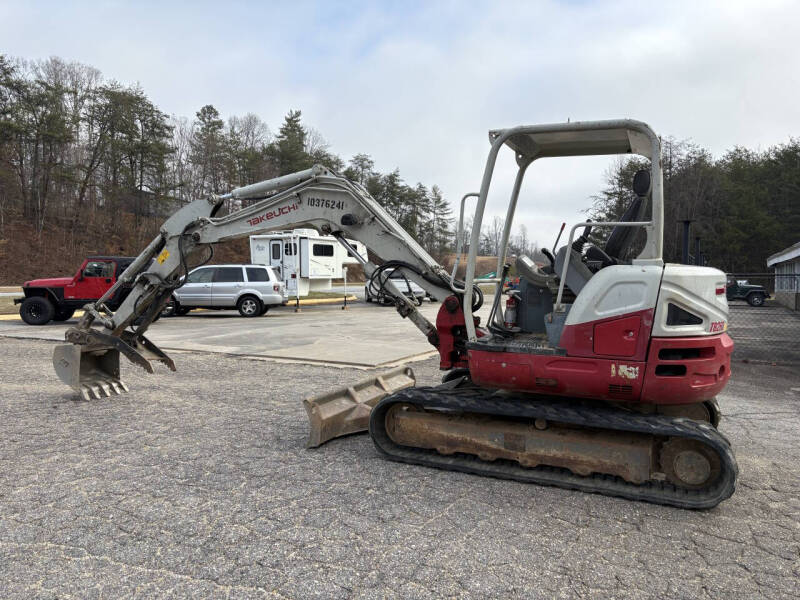 2018 Takeuchi TB260