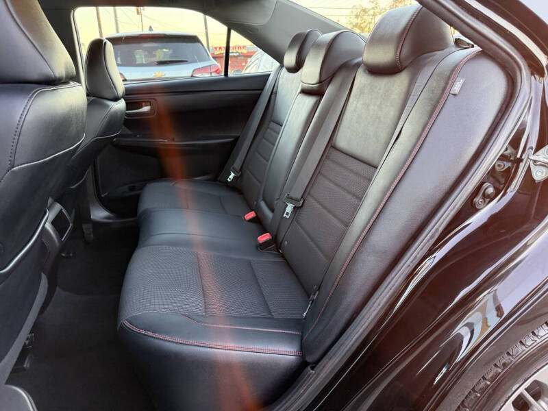 2016 Toyota Camry SE