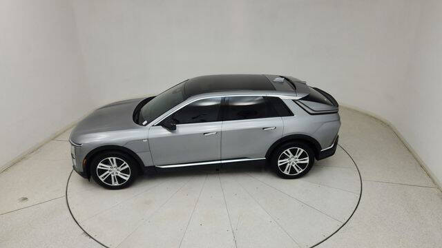 2024 Cadillac LYRIQ Tech