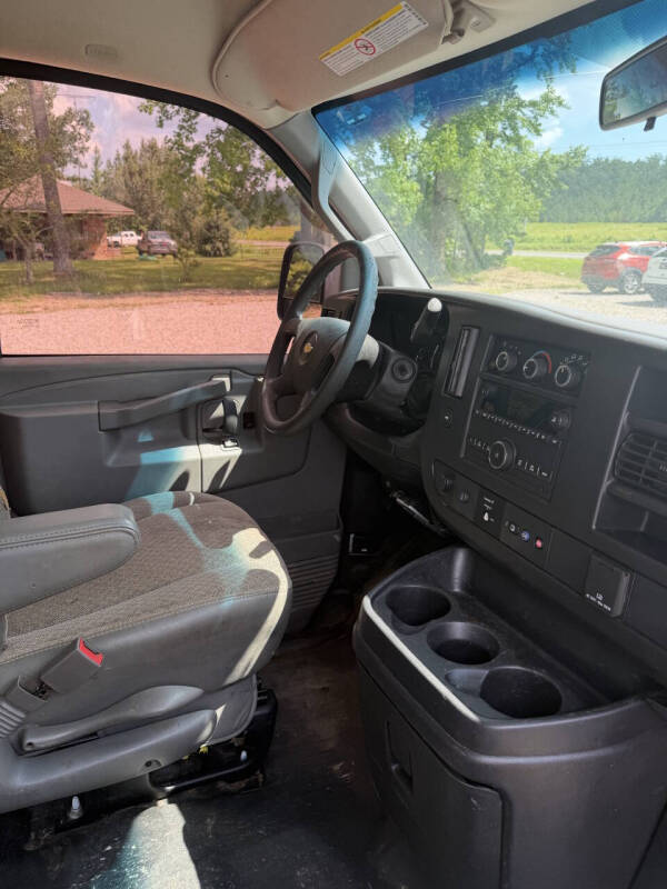 2019 Chevrolet Express 2500