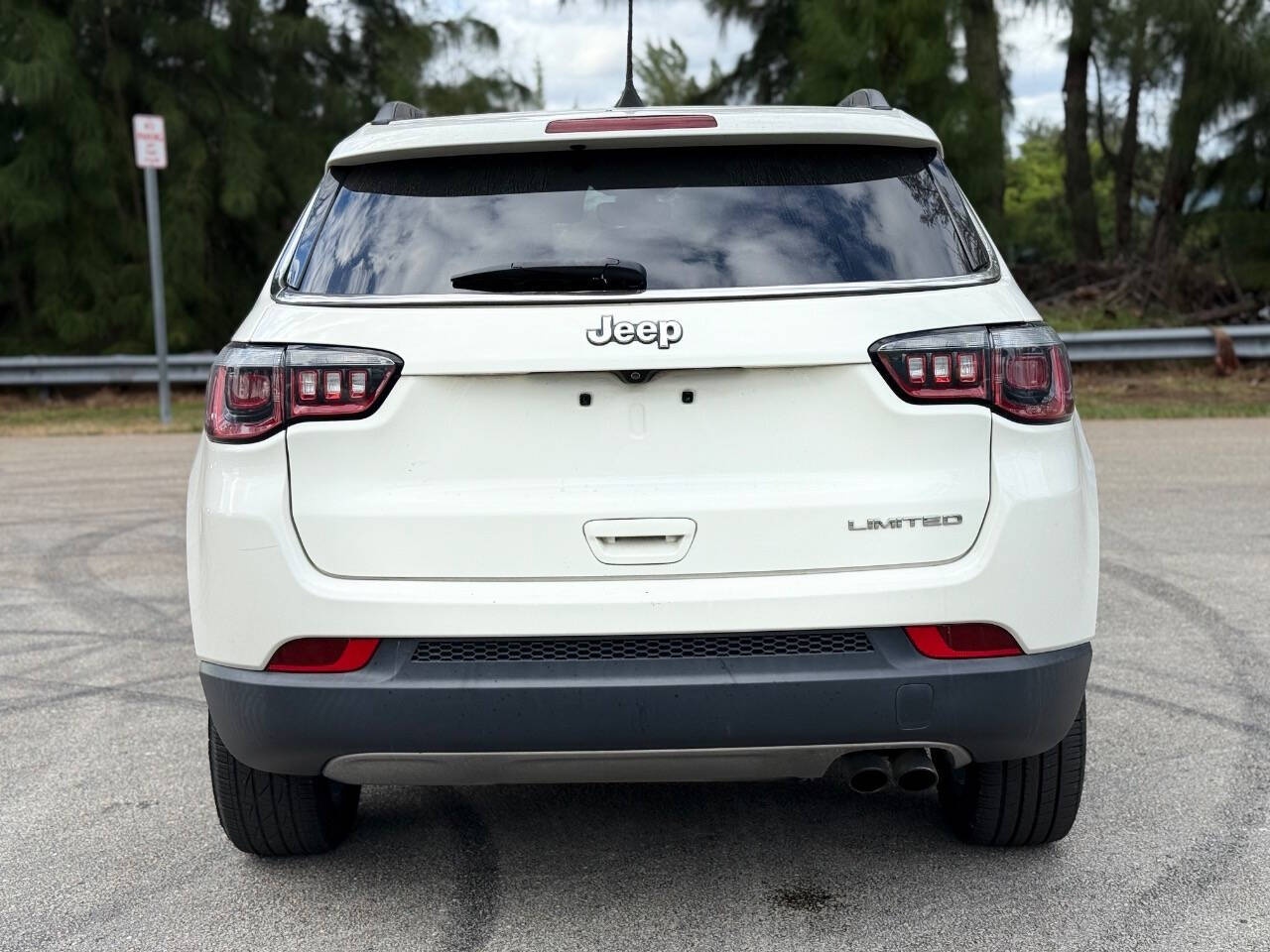 2019 Jeep Compass Limited photo 8