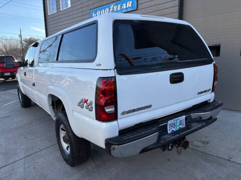 2005 Chevrolet Silverado 3500 LS