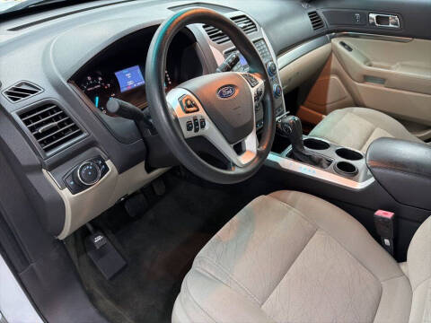 2014 Ford Explorer