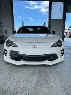 2018 TOYOTA 86 Coupe - $24,300