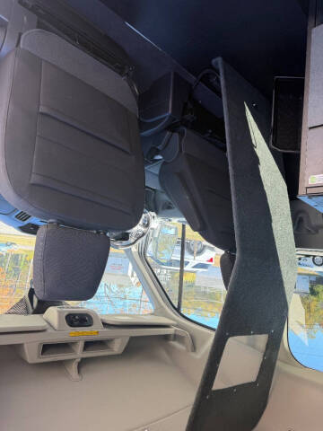 2017 Ford Transit 150 XLT