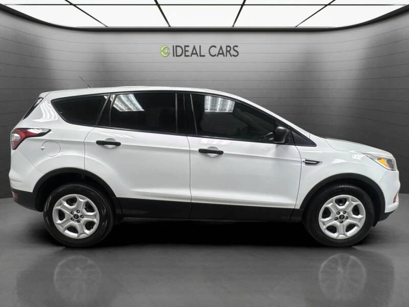 2017 Ford Escape S