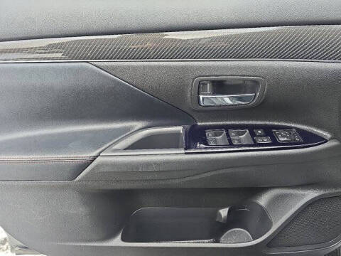 2020 Mitsubishi Outlander LE