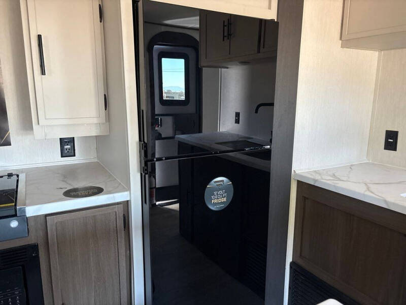 2026 Prime Time RV Avenger