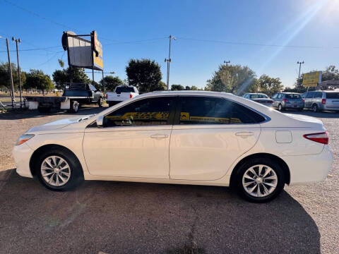 2017 Toyota Camry LE