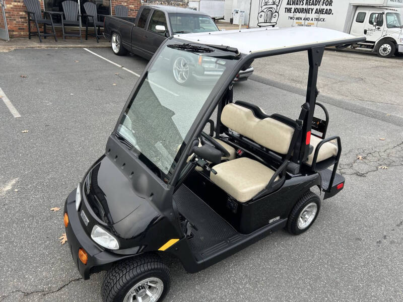 2011 EZ-GO Four Seater 2FIVE