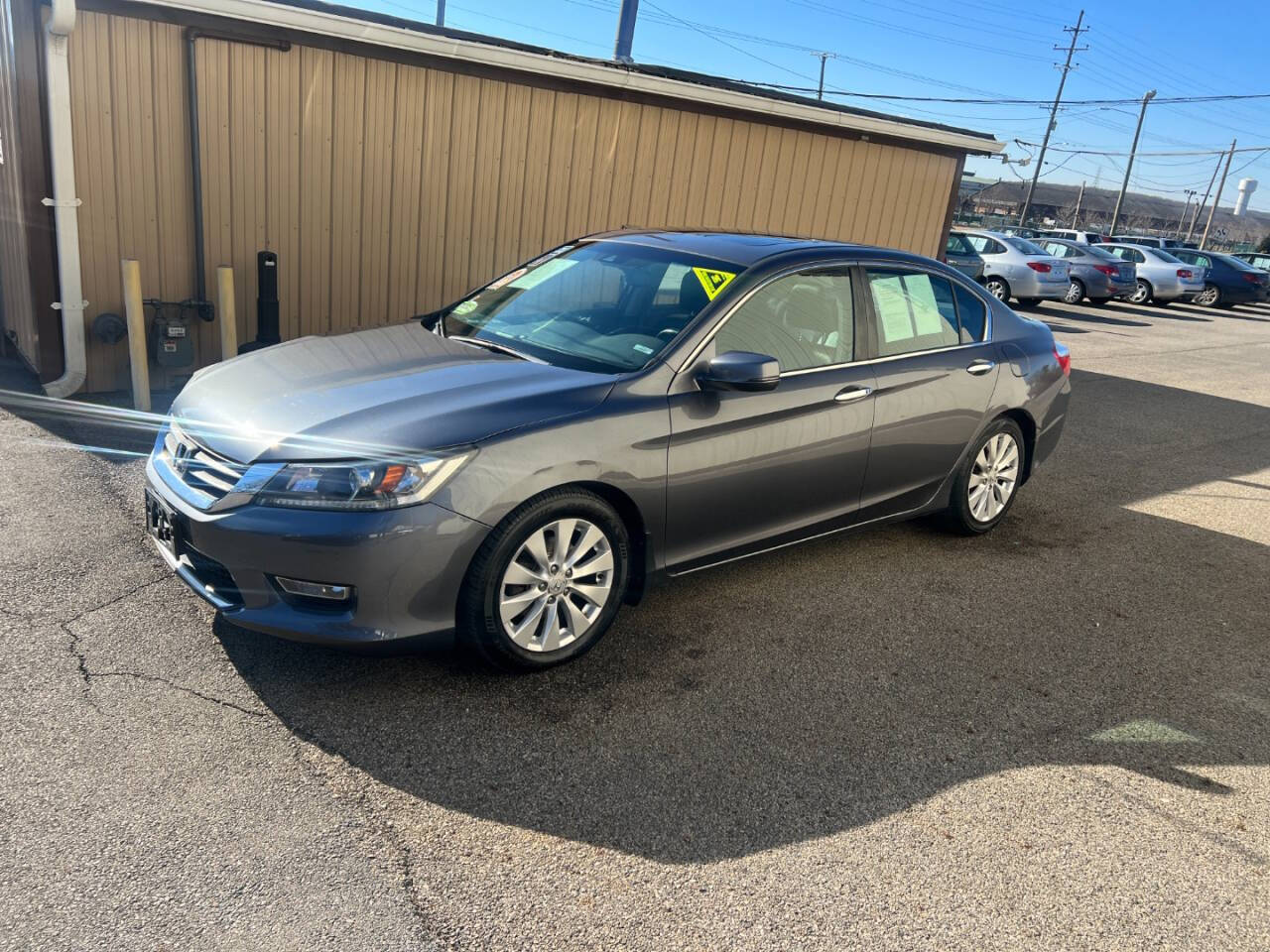 2013 Honda Accord for sale at BNM AUTO GROUP in GIRARD, OH