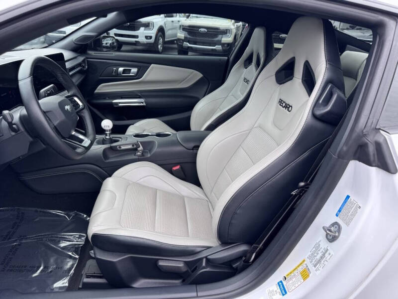 2024 Ford Mustang GT Premium