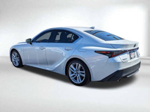 2024 Lexus IS 300