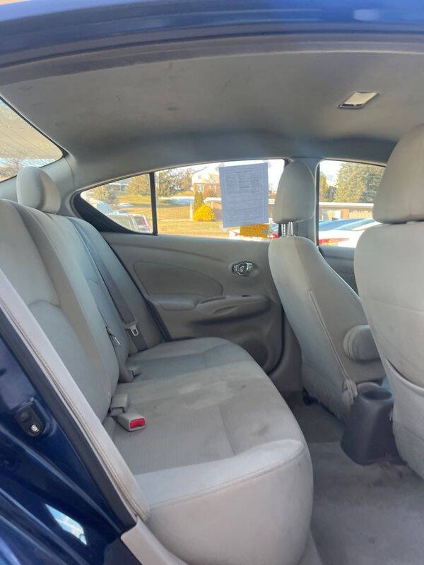 2014 Nissan Versa 1.6 SV