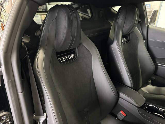 2024 Lotus Emira 22