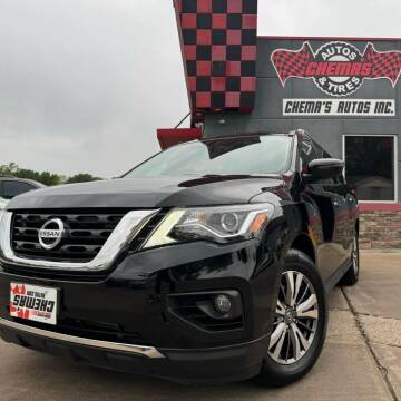 2018 Nissan Pathfinder for sale at Chema's Autos & Tires in Tyler TX