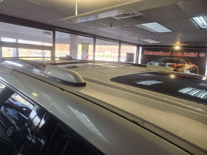 2012 Cadillac Escalade Platinum Edition