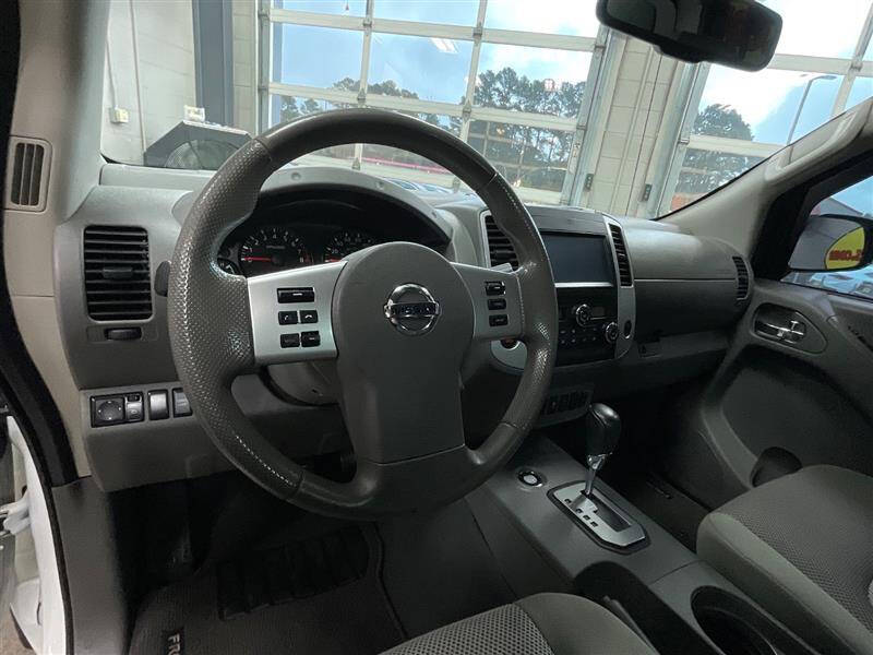 2020 Nissan Frontier SV