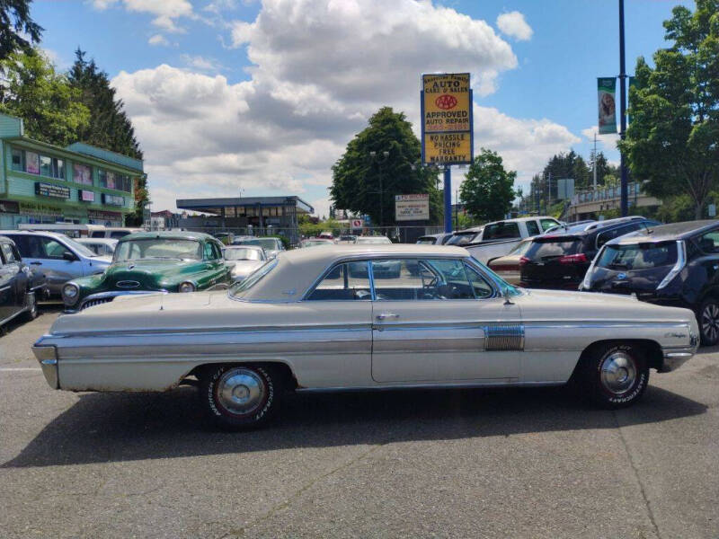 1962 Oldsmobile Starfire