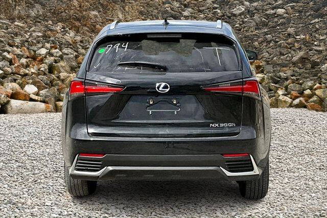 2021 Lexus NX 300h