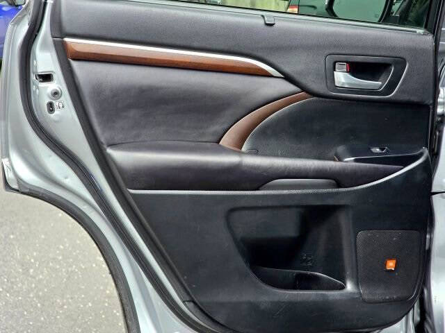 2016 Toyota Highlander Hybrid Limited Platinum